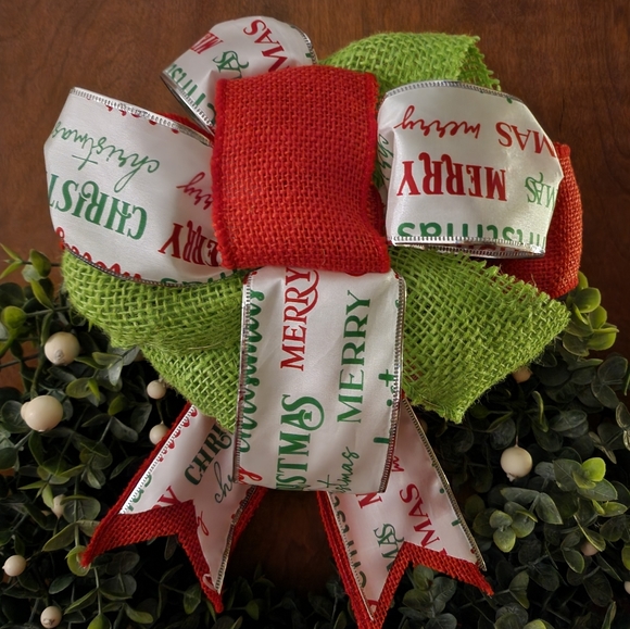 Eucalyptus Christmas Wreath - Picture 2 of 3